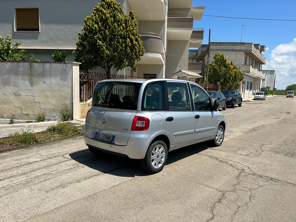Noleggio Auto FIAT MULTIPLA Brindisi